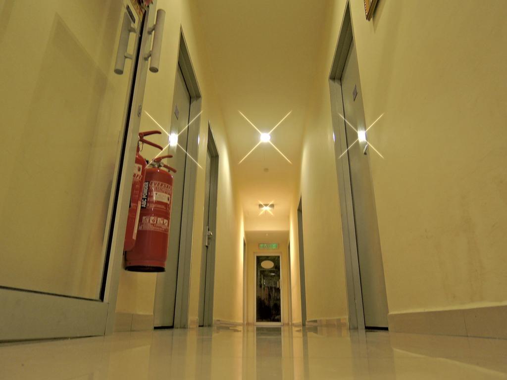 Hotel Seri นิไล ภายนอก รูปภาพ
